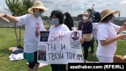 Türkmen hökümetiniň syýasatyna garşy protest çykyşy, 26-njy iýun, 2020.