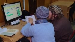 «Ніж сидіти на лавці, краще на комп’ютерні курси піду» – слухачка курсів