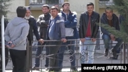 Russiýadaky zähmet migrantlary (arhiw suraty)