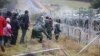 Мігранти намагаються прорватися до Польщі, 8 листопада 2021 року