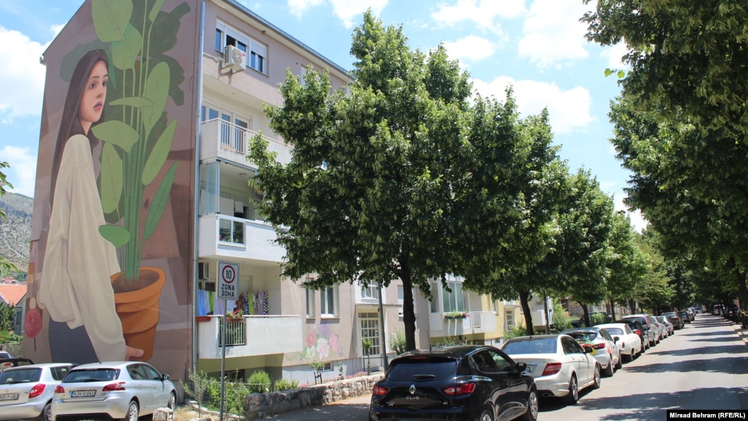 Jedno od naselja u Mostaru, jun 2021. 